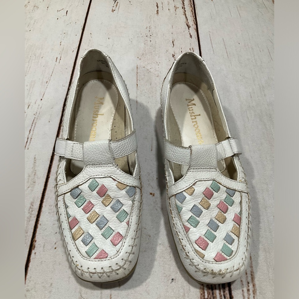 MUSHROOM WHITE PASTEL WEAVE TOE LEATHER T STRAP MARY JANE SHOES